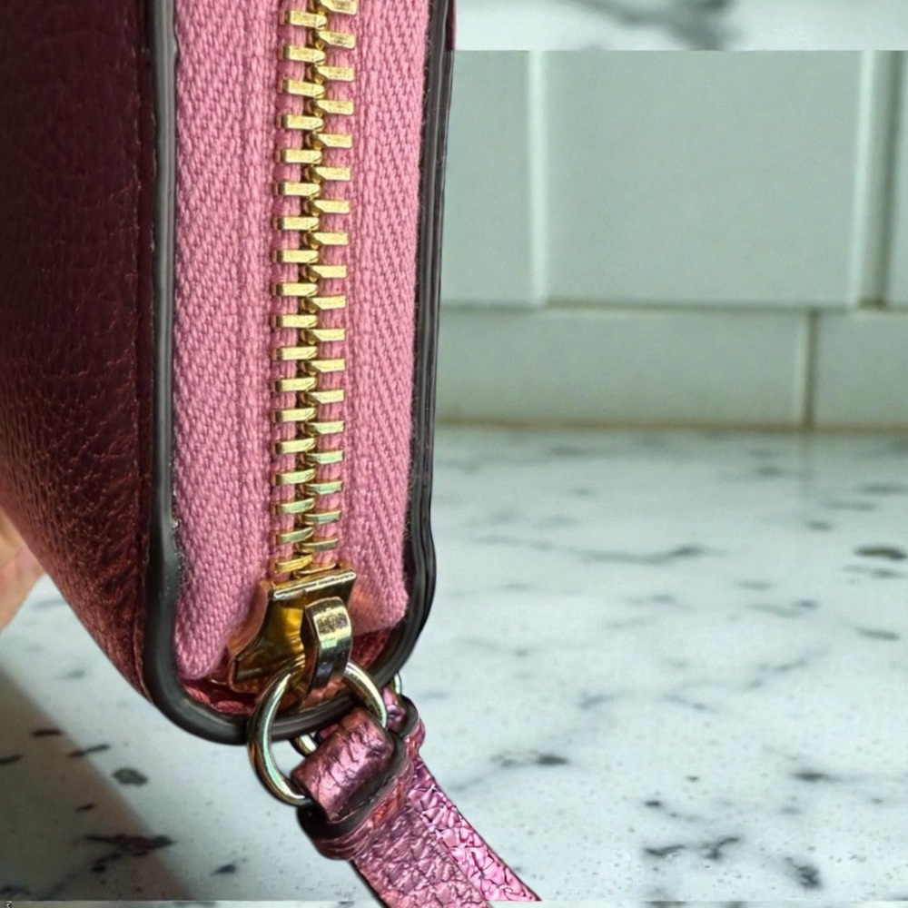 Jimmy Choo Peony Metallic Embossed Logo Zip Around Wallet - Picture 4 of 5